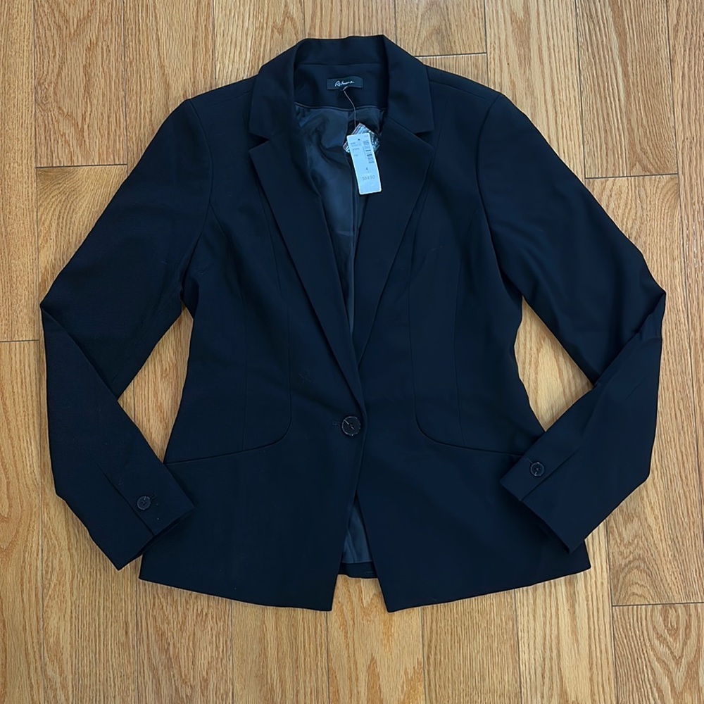 BNWT Reitmans Blazer - Single Button - size 4